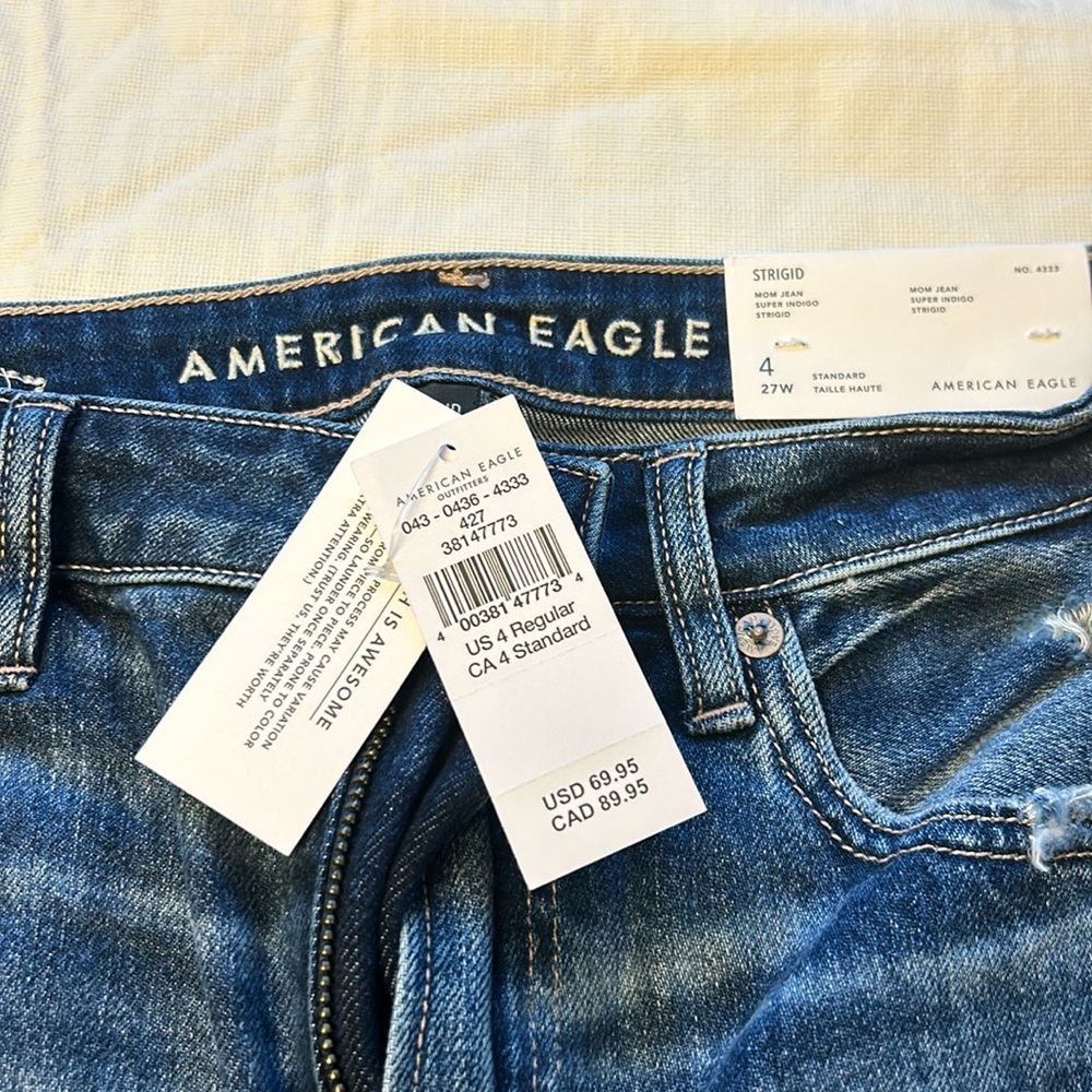 American Eagle Mom Jean